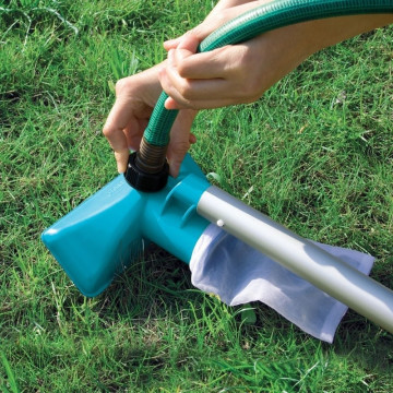 Kit de nettoyage complet petit prix piscines Intex - Le Dépôt Bailleul