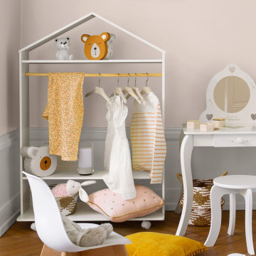 Penderie enfant maison roulettes Atmosphera - Le Dépôt Bailleul