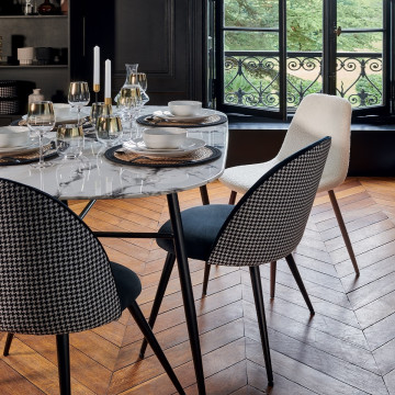 Chaise bouclette Roka blanc Atmosphera - Le Dépôt Bailleul