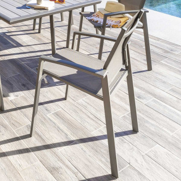 Fauteuil extérieur Axant wengé/praline Hespéride - Le Dépôt Bailleul