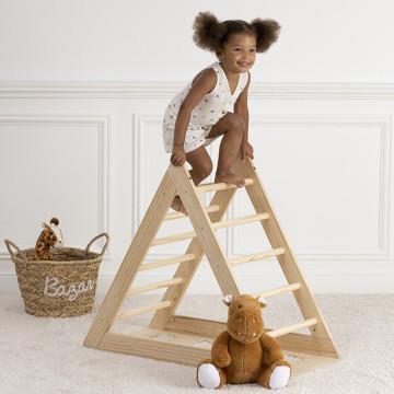 Triangle d'escalade 80x93 enfant pin Atmosphera - Le Dépôt Bailleul