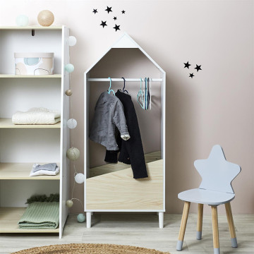 Penderie enfant Maison blanc et bois  - Le Dépôt Bailleul