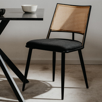Chaise métal noir dossier cannage Schiller - Le Dépôt Bailleul