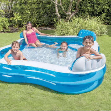 Piscine familiale avec sièges de la marque Intex - Le Dépôt Bailleul