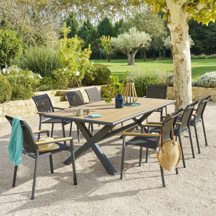 Table extérieure fixe...