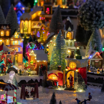 Village lumineux botte Père Noël 11 LED musical animé - Le Dépôt Bailleul