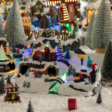 Village de noël animé et lumineux tracteur et boule de neige - LE DEPOT BAILLEUL