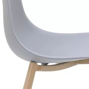 Chaise PP gris pieds métal effet bois - Le Dépôt Bailleul