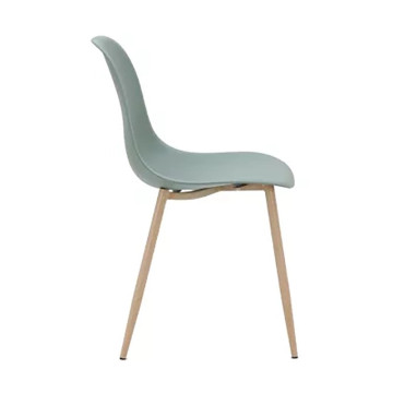 Chaise PP vert pieds métal effet bois - Le Dépôt Bailleul