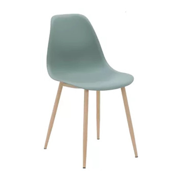Chaise PP vert pieds métal effet bois - Le Dépôt Bailleul