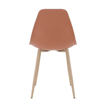 Chaise PP terracotta pieds métal effet bois - Le Dépôt Bailleul