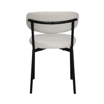 Chaise bouclette blanc structure métal noir - Le Dépôt Bailleul