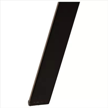 Chaise en simili marron pieds métal noir - Le Dépôt Bailleul