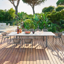 Table extérieure extensible 12 places Luzane argile/café Hespéride - Le Dépôt Bailleul